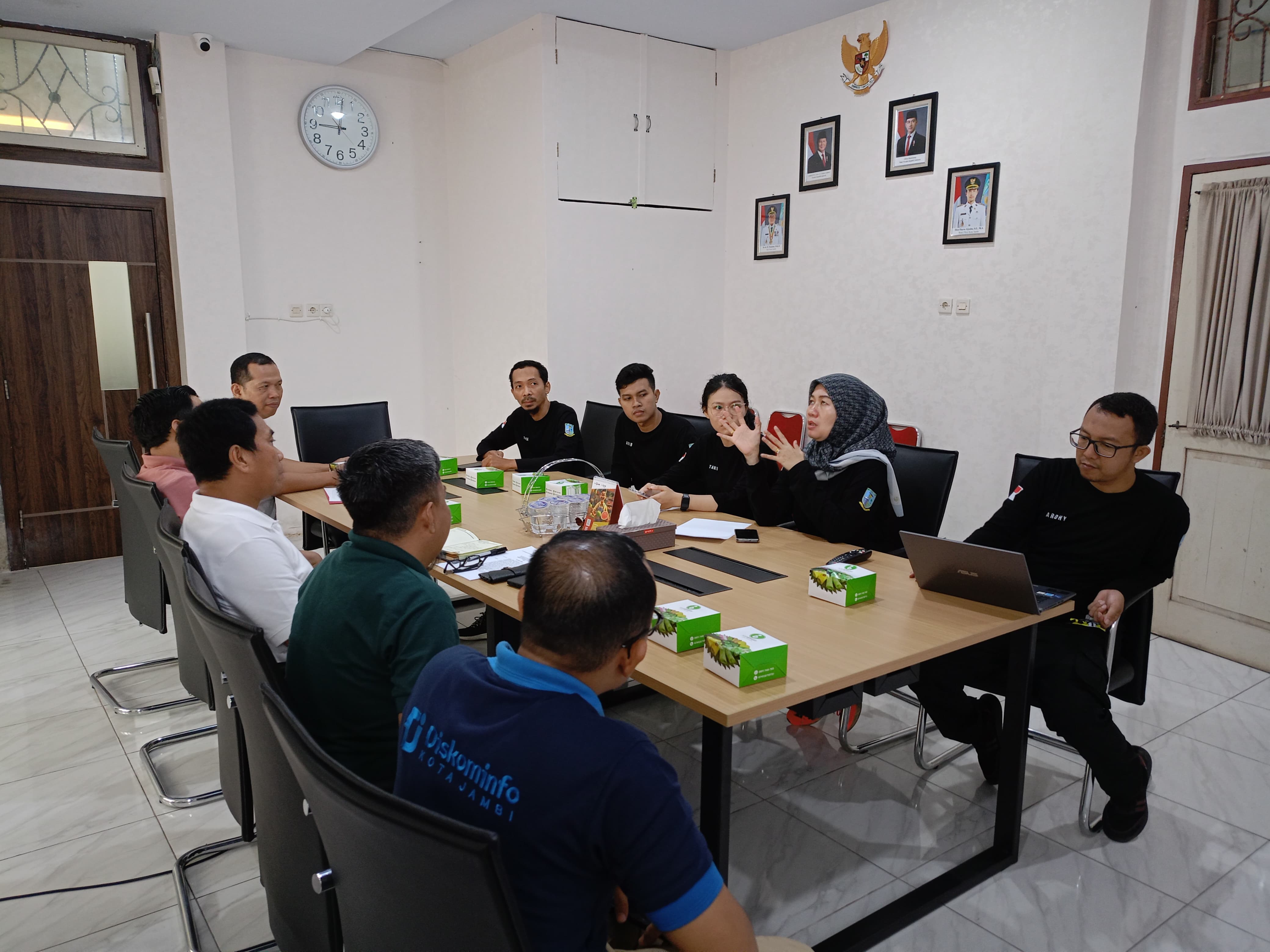 Inspektorat Kota Jambi Lakukan Asistensi dan Konsultasi ke Diskominfo Terkait Tindak Lanjut Surat BSSN tentang Audit Keamanan SPBE